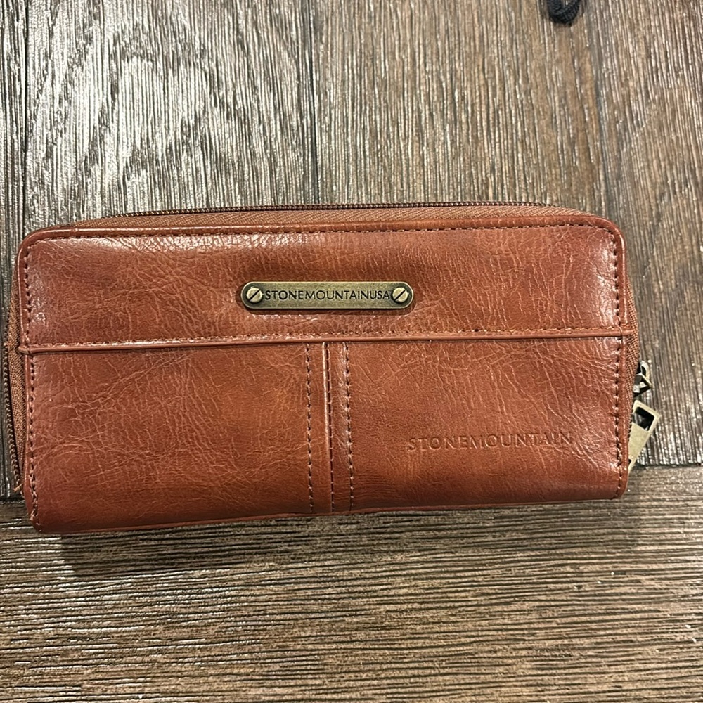 Checkbook and Wallet